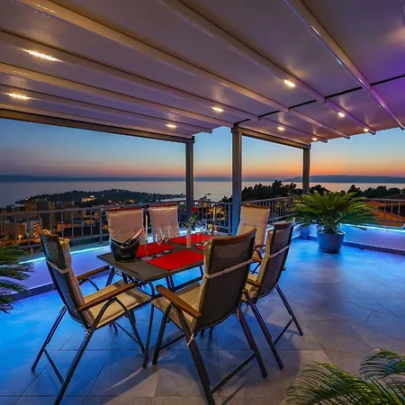 Penthouse Sunset Apartment