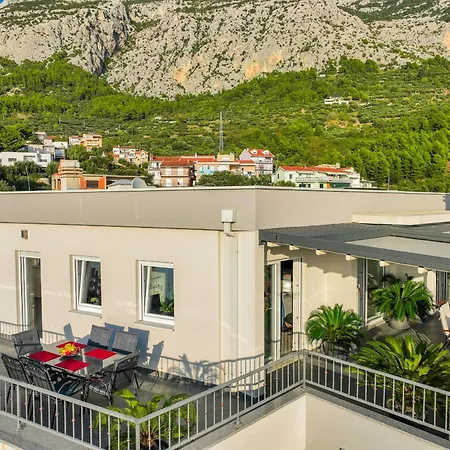 Penthouse Sunset Apartment Makarska